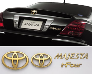 Gold emblem (car name logograph (for rear))