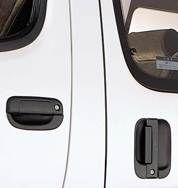 Door steering wheel protector (front &amp\; for slide door)